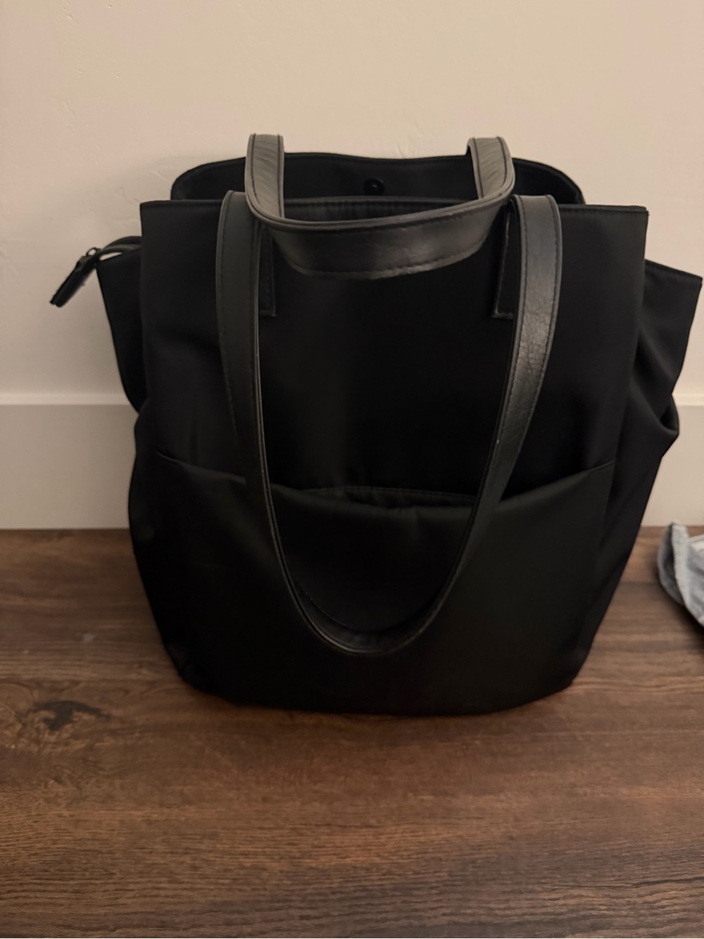 BEIS The Commuter Tote in Black